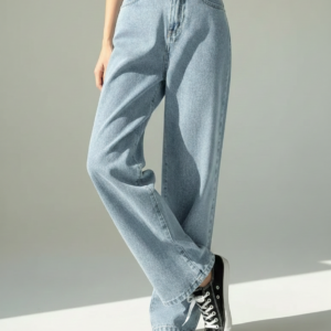 Women Boyfriend High-Rise Clean Jeans